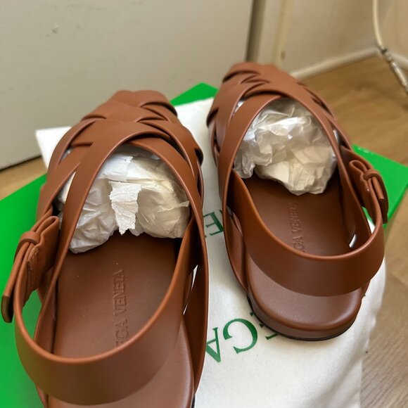 Men's Bottega Veneta Leather Sandals - Picture 5 of 8